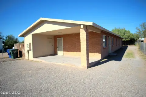 Tucson Duplex with Investment Potential