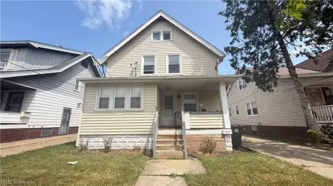 Cleveland Duplex with Vacant Unit