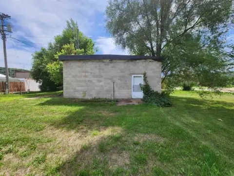 Flex Space with Two Buildings