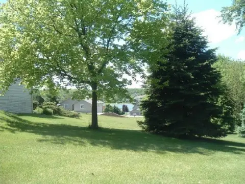 Lake Summerset Waterview Lot