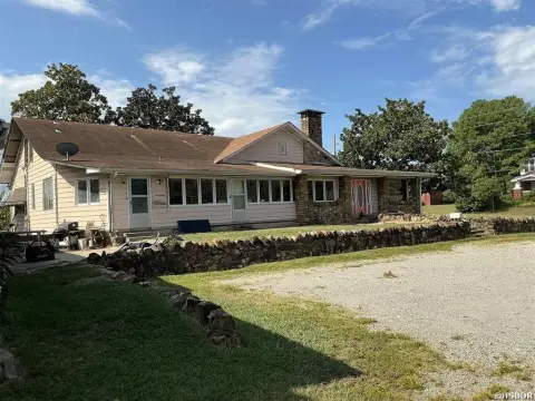 Hot Springs Building and Land