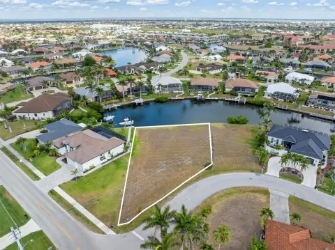 Waterfront Lot in Punta Gorda