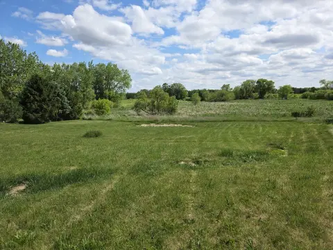 Residential Land in Hampshire, IL