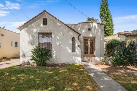 Duplex With Permitted Studio