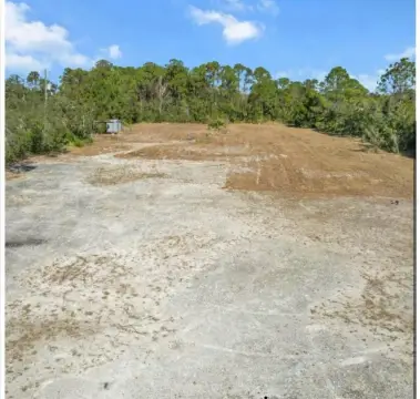 Vacant Land in Hudson, Florida