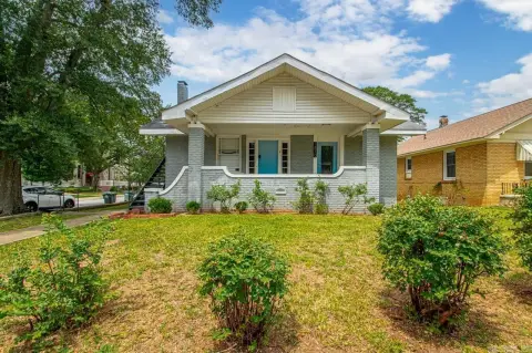 Renovated Triplex on Corner Lot