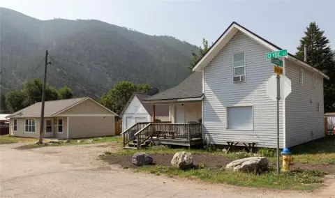 Duplex with Central Air