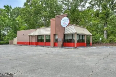 Freestanding Restaurant Building