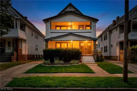 Renovated Three-Story Duplex with Balcony