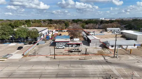 Auto Shop with Multiple Work Bays
