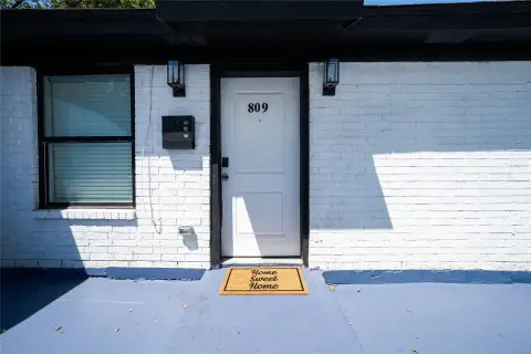 Updated Duplex with Private Entrances