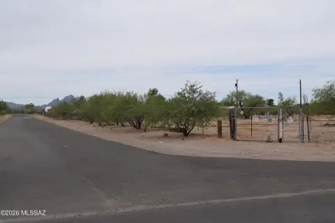 Marana, AZ Corner Lot
