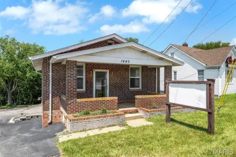 Versatile Retail Property in Arnold