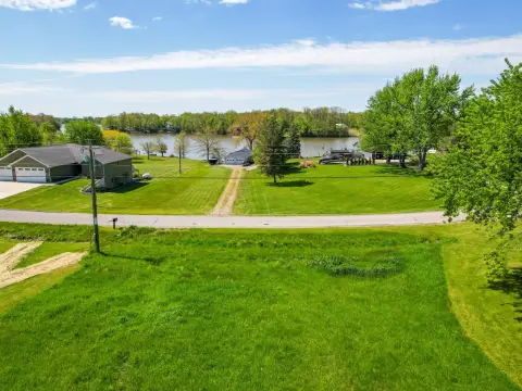 Vacant Waterfront Lot