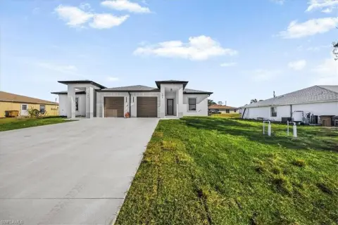 New Construction Duplex in Lehigh