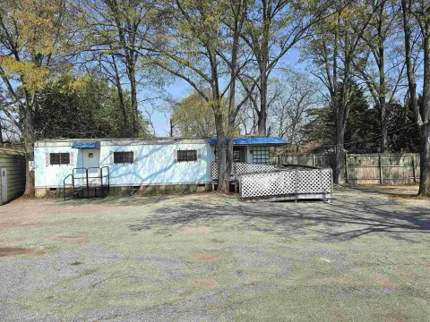 Spartanburg Corner Lot with Office