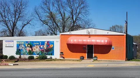 Retail Property on Asher Avenue