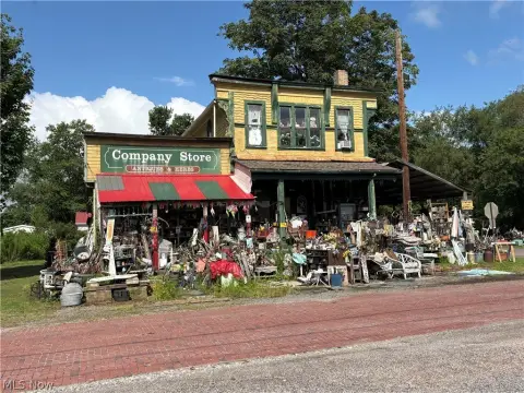 Multi-Level Retail Building with Fireplace