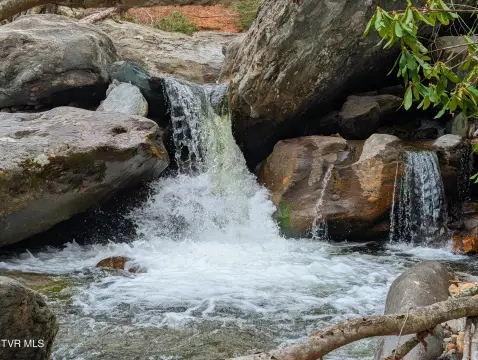 Secluded 41-Acre Grayson Highlands Sanctuary