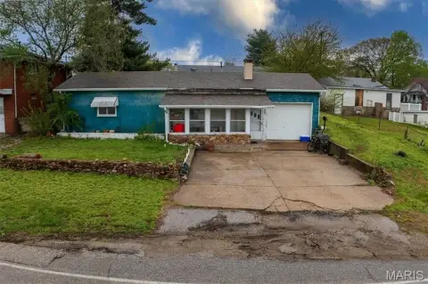 Roxana Duplex Investment Opportunity