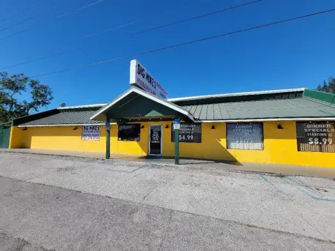 Turn-Key Diner on U.S. Highway