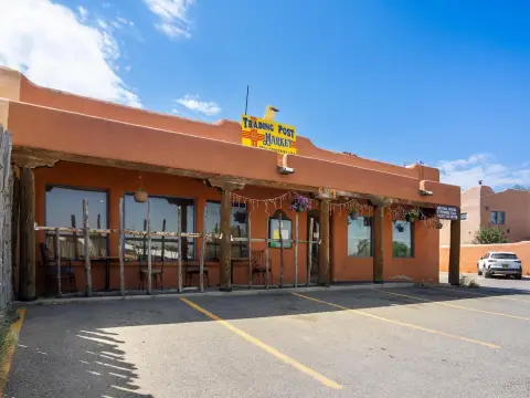 Restaurant With Living Quarters