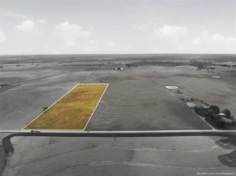 Expansive 12-Acre Country Living Tract