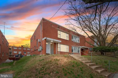 Brookland Triplex with Solar Panels