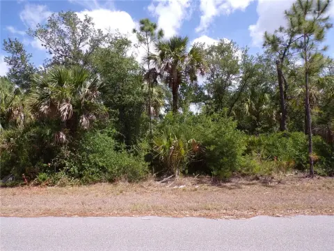 Residential Lot in Port Charlotte