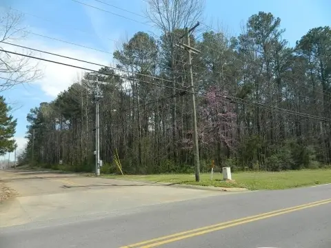Residential Land in Starkville, MS