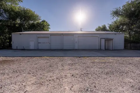 Flex and Warehouse Facility