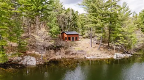Waterfront Cabin Retreat on Clear Lake