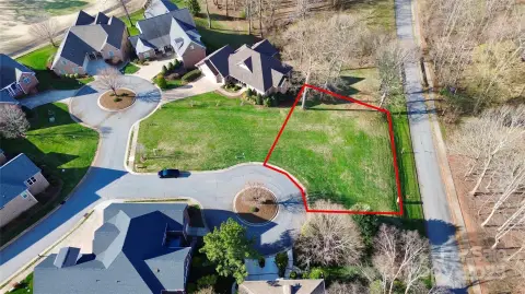 Land in Rock Barn Community