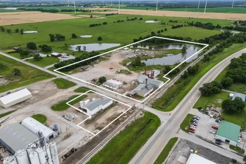 Warehouse and Office Agricultural Facility