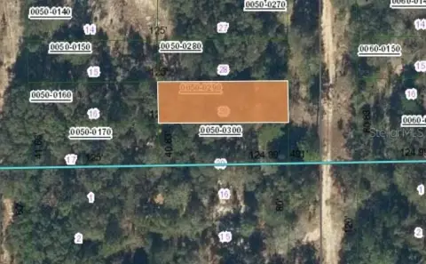 Land in Interlachen Lakes Estates