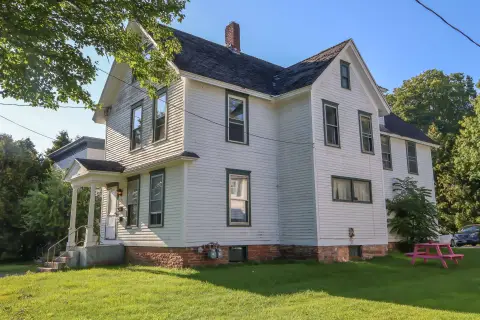 Duplex with Separate Utilities