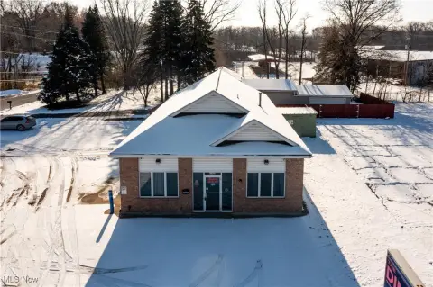 Four-Bay Auto Shop
