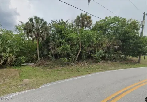 Canal-Front Lot in Port Charlotte
