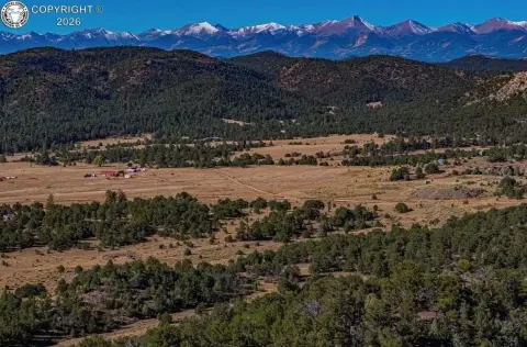 40 Acres Bordering Public Land