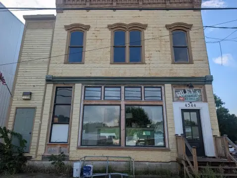 Storefront Property with Open Layout