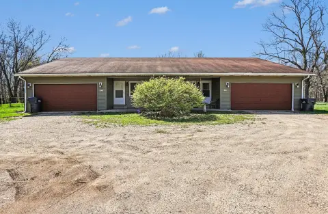 Kalamazoo Duplex on 1.42 Acres