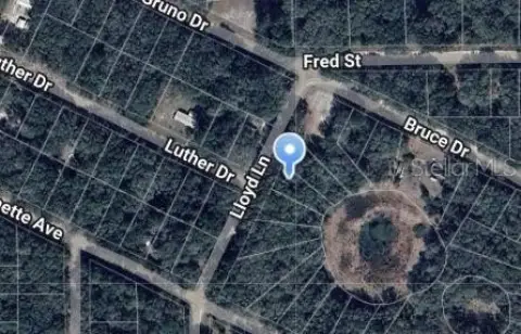 Land Near Lake Grandin