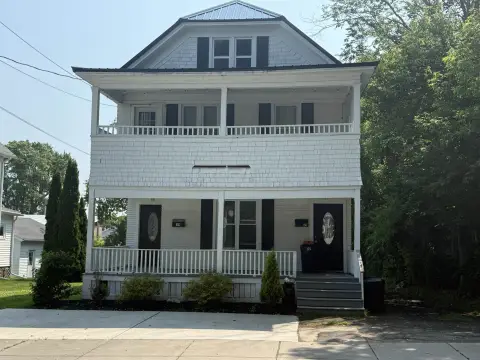 Duplex with Separate Utilities