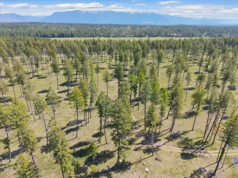 Land in Gated Whitefish Estates