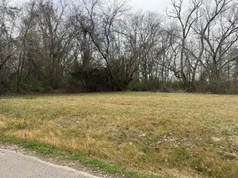 Corner Lot in Lufkin, TX
