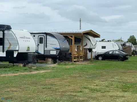 Arecibo Investment Property with Pool