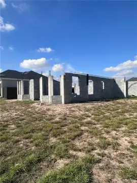 Residential Land in Edinburg, TX