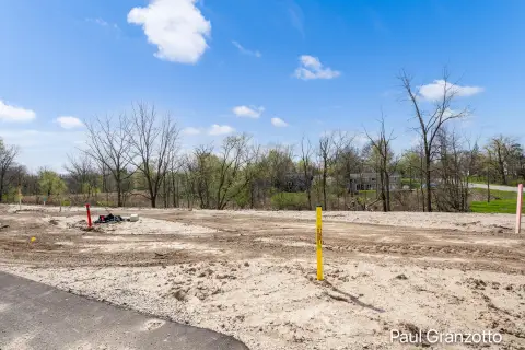 Residential Lot in Kentwood, MI