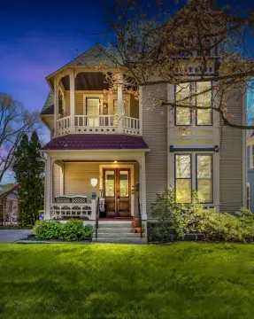 Heritage Hill Duplex Opportunity