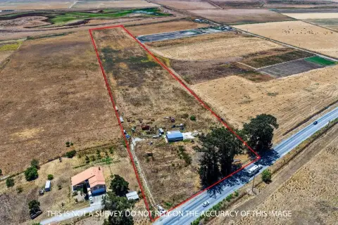 Agricultural Land with Build Permit